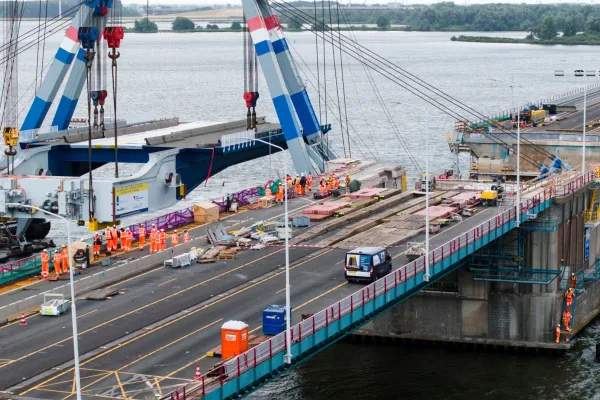 Inhijsen beweegbare deel Haringvlietbrug