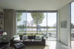 Dubbel woonhuis Amstel, ontw. en foto: Woltjer Berkhout architecten