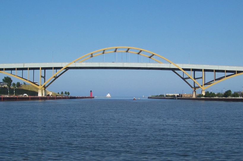 Daniel W. Hoan Memorial Bridge, Wisconsin